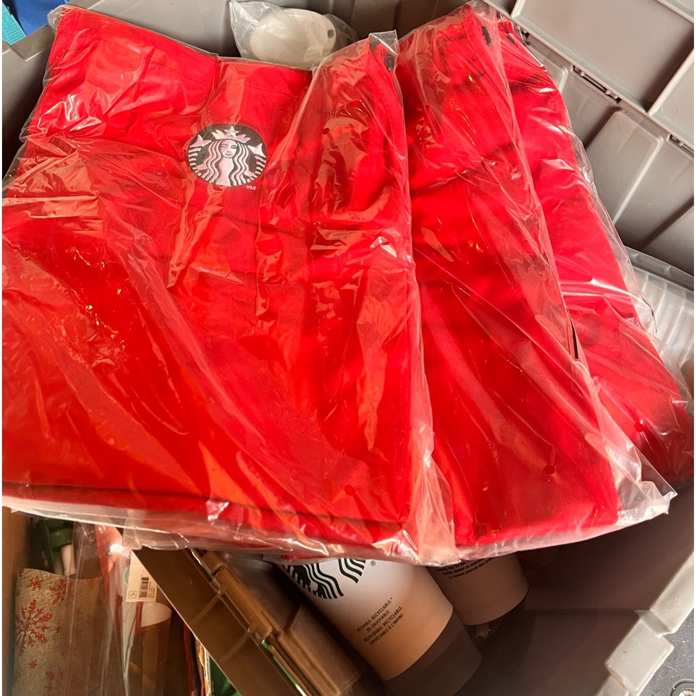 Starbucks red aprons holiday